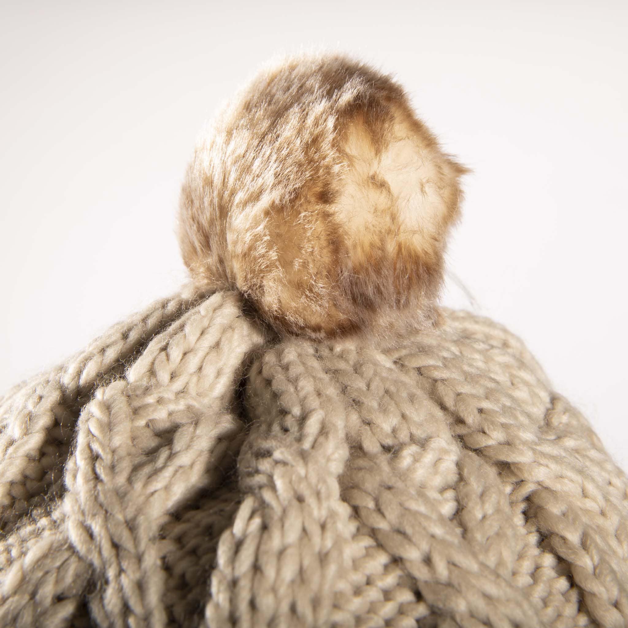 Aran Cable Trapper Hat | Chunky Knit Design | Faux Fur Lined