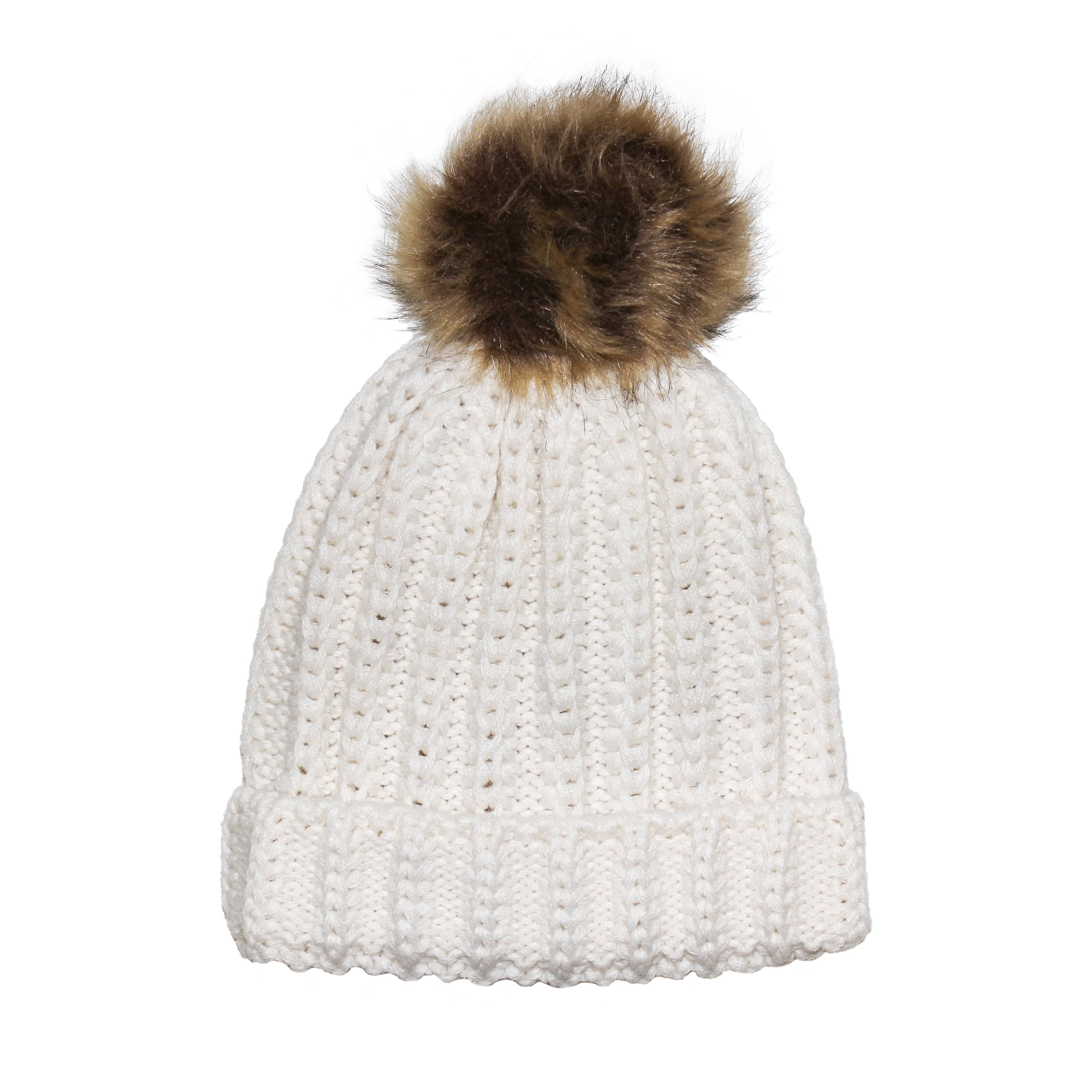 Stay Cozy & Stylish with Fisherman Stitch Pom Pom Hat