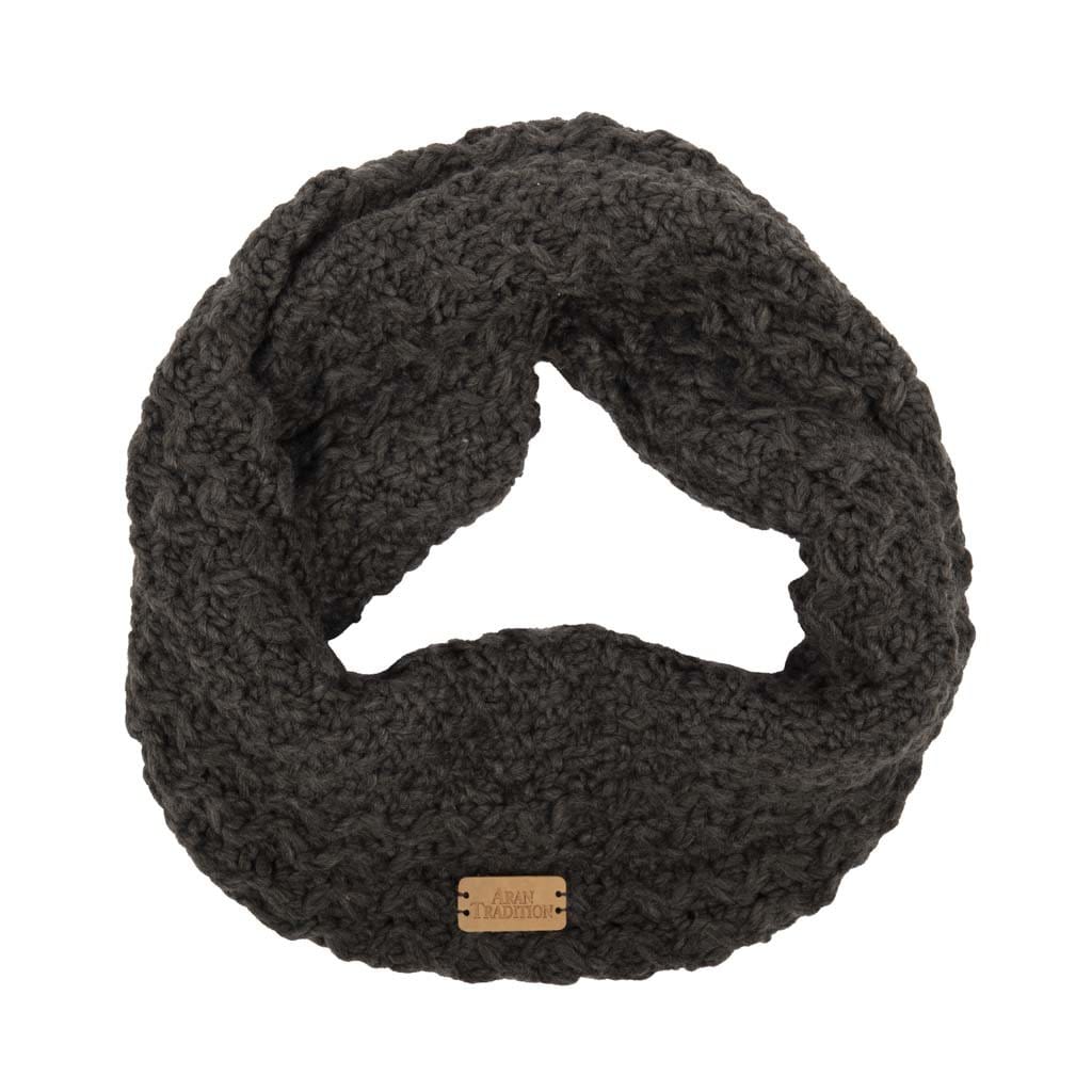 Experience Elegance & Comfort with Honeycomb Cable Twist Snood