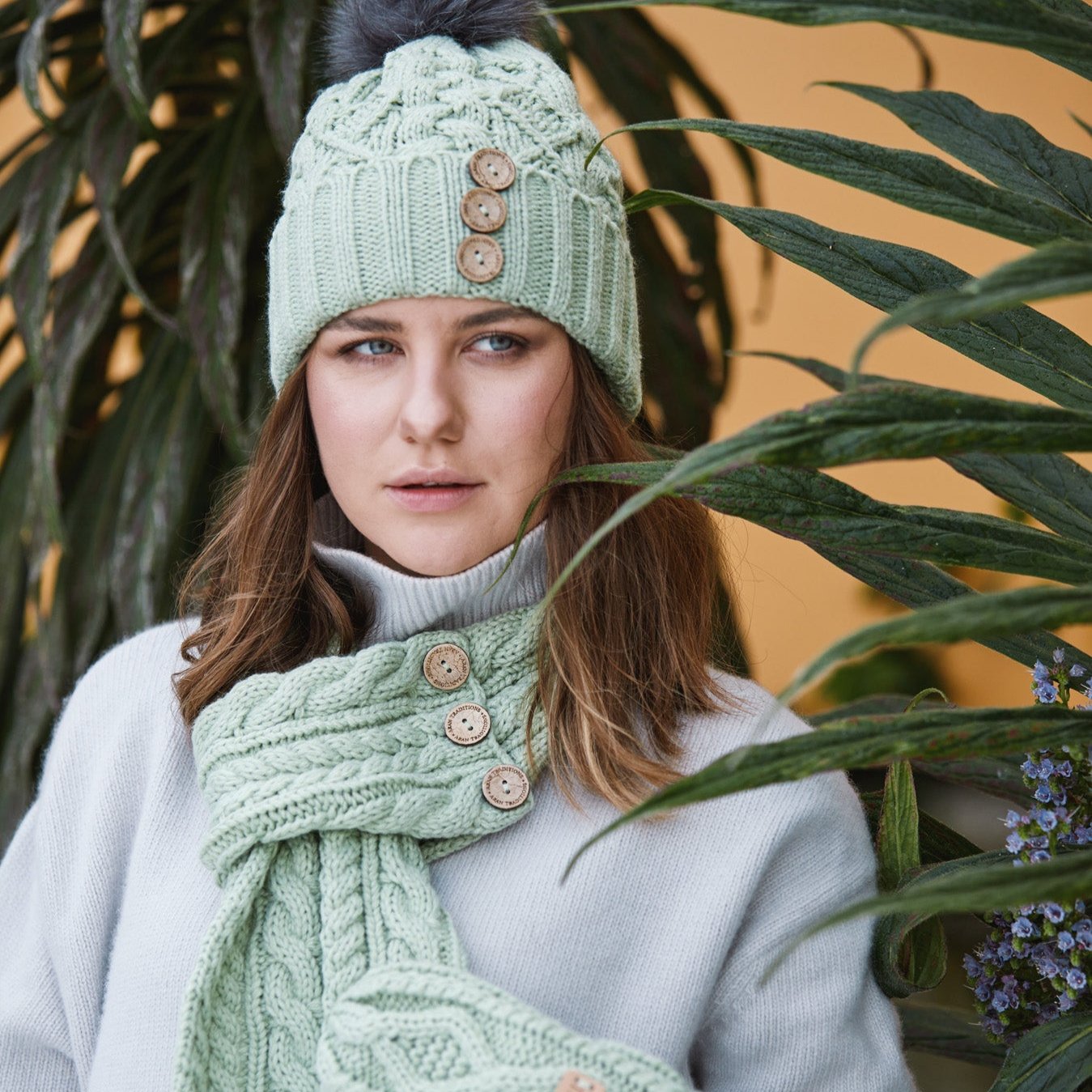 Aran Cable Button Wrap Scarf – Aran Traditions