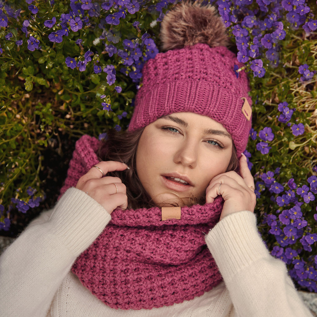 Hats & Scarves Archives - Aran Islands Sweaters