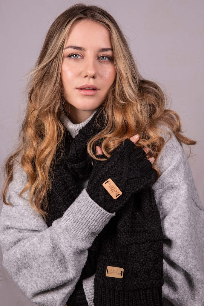 Black Colour Collection: Cable Knit Accessories for Winter