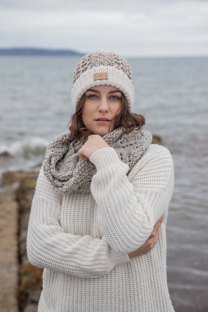 Aran Lace Cable Snood | Chunky Lace Knit for Elegance and Warmth