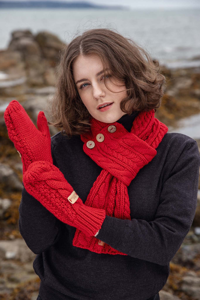 Stay Cozy & Chic with Aran Cable Knit Mittens | Diamond Cable Design