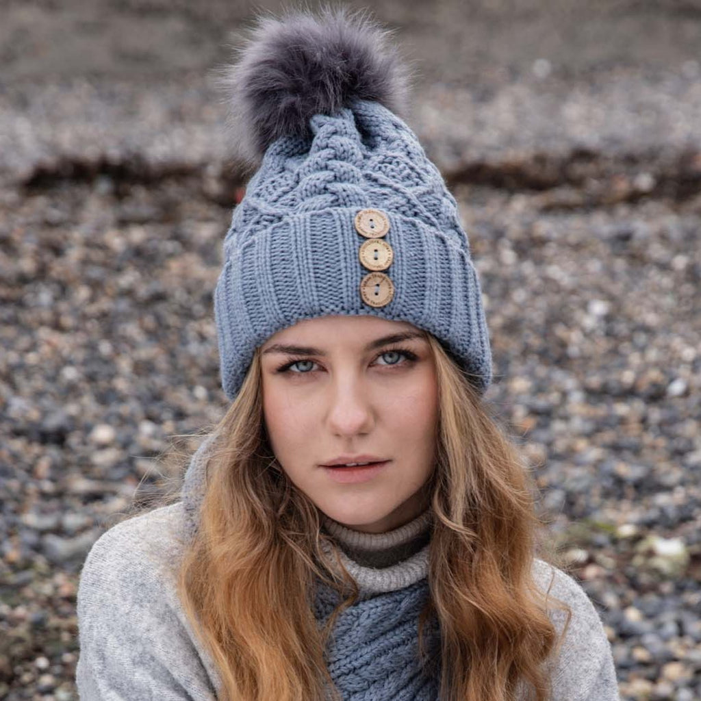 Fisherman Stitch Pom Pom Hat | Chunky Rib Knit with Faux Fur Pom Pom