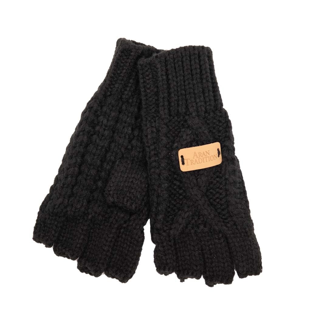 Black Colour Collection: Cable Knit Accessories for Winter