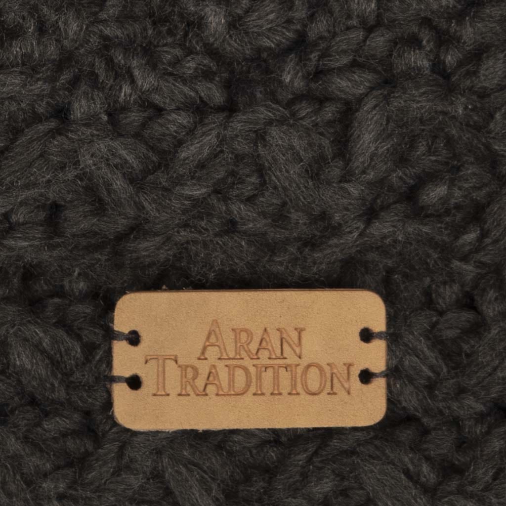 Experience Elegance & Comfort with Honeycomb Cable Twist Snood
